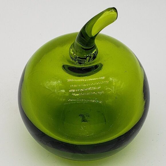 Vintage Viking Glass Solid Green Apple and Stem Blown Art Glass Paperweight - Picture 12 of 14